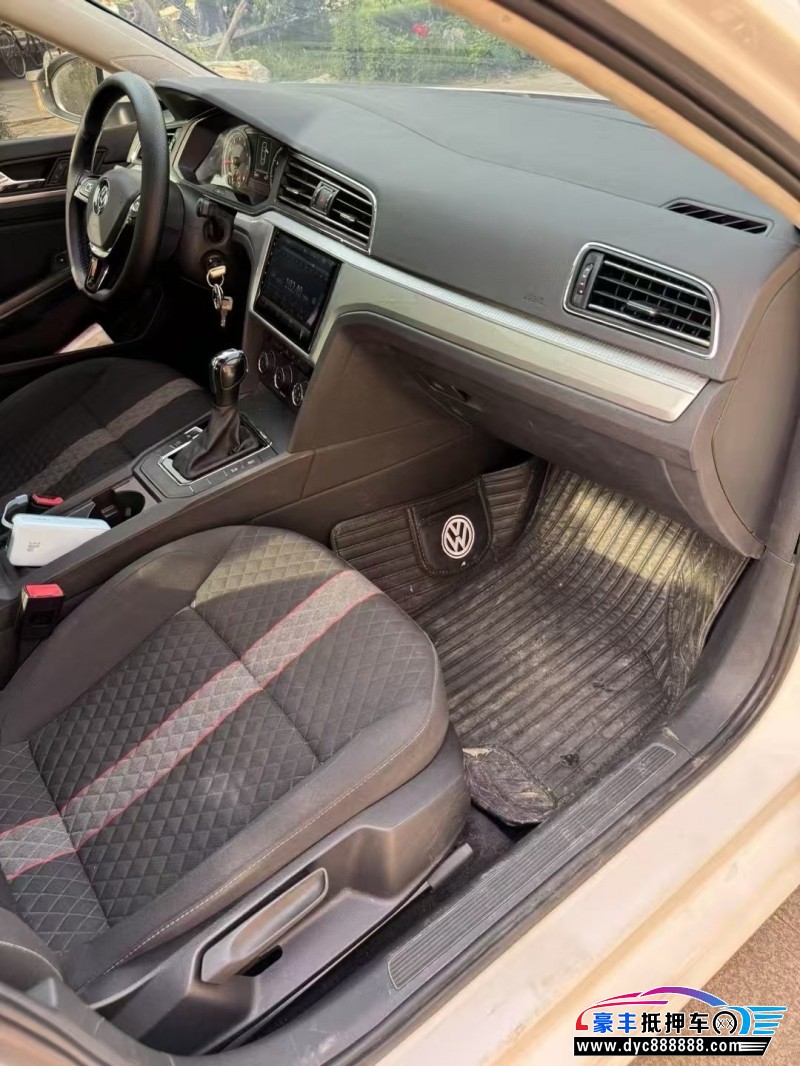 19年大众凌渡轿车抵押车出售