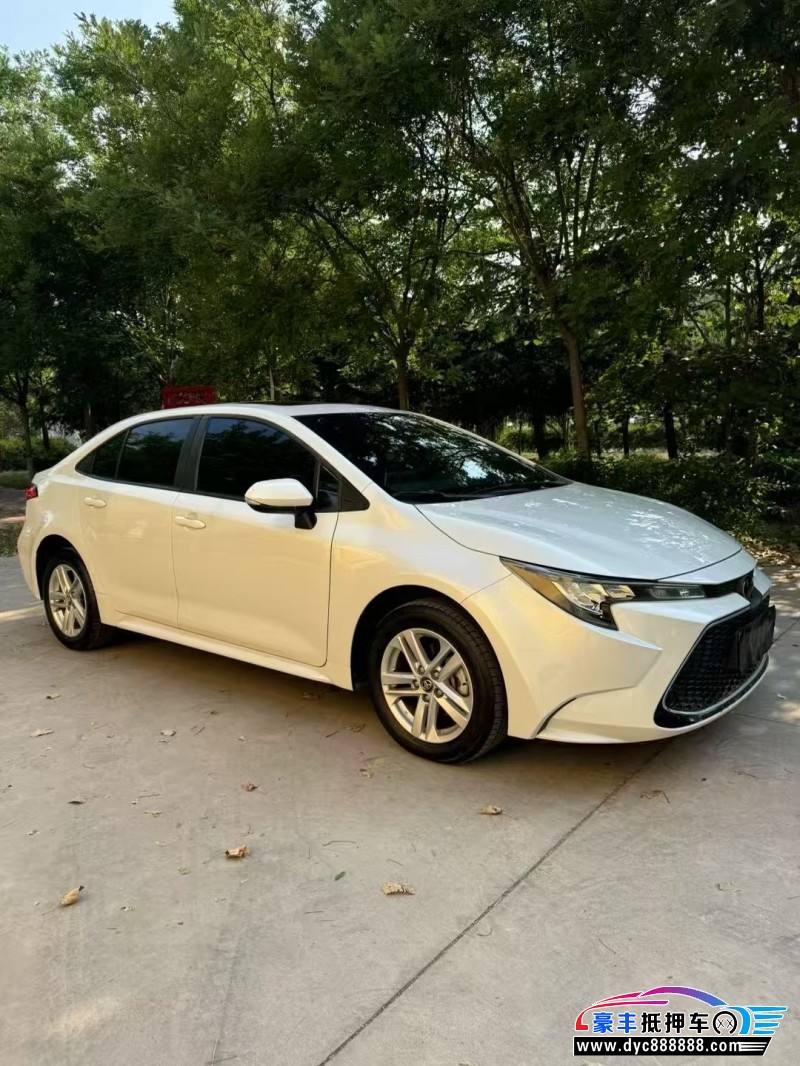 22年丰田雷凌轿车抵押车出售
