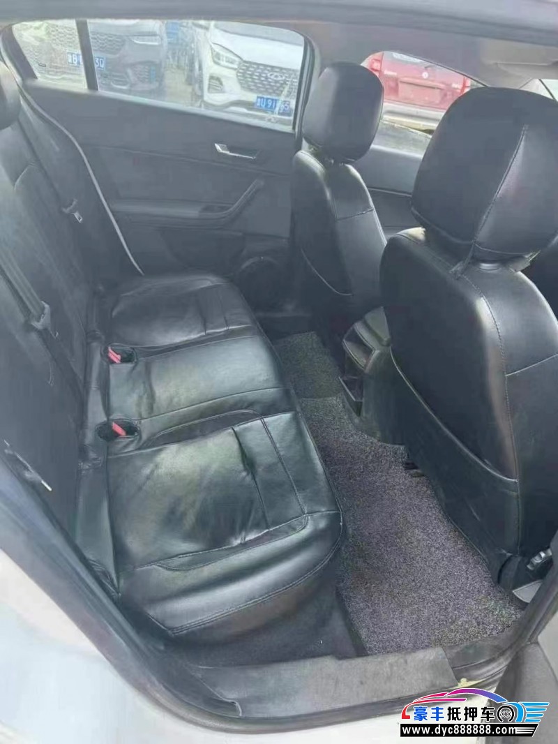 19年观致观致3轿车抵押车出售