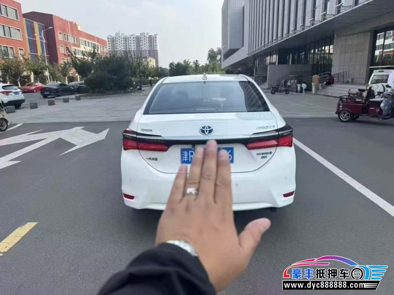 18年丰田卡罗拉轿车抵押车出售