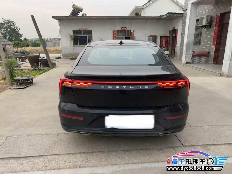 24年奔腾B70轿车抵押车出售