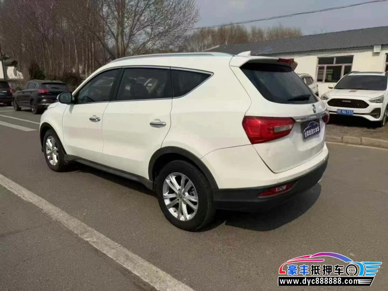 19年东风风光580轿车抵押车出售