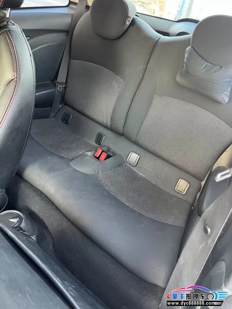 12年宝马MINI轿车抵押车出售