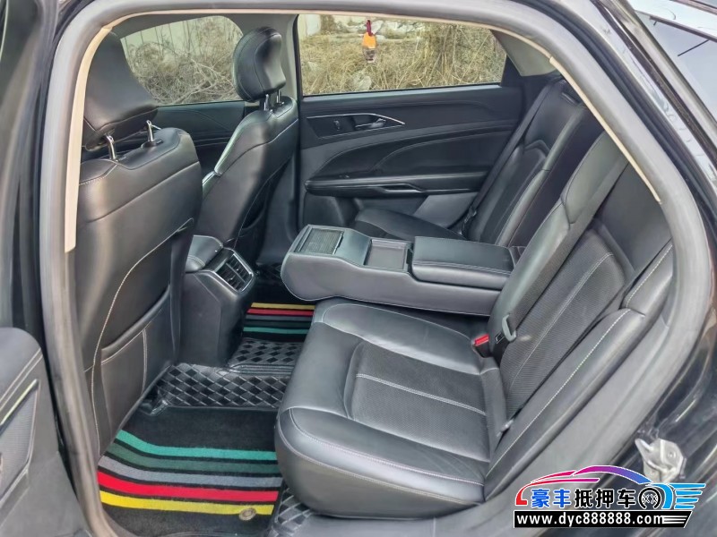 17年福特金牛座轿车抵押车出售