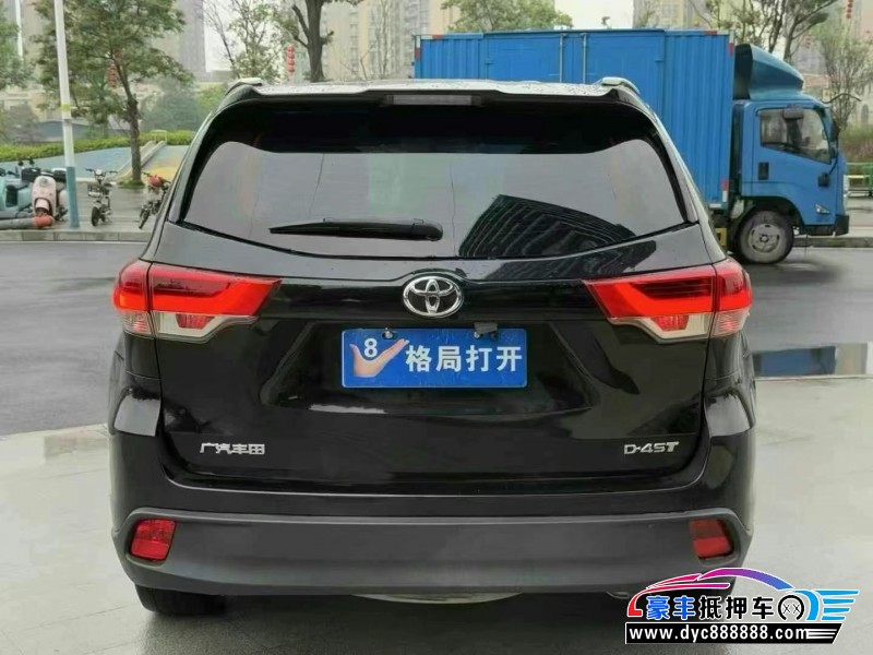 20年丰田汉兰达轿车抵押车出售