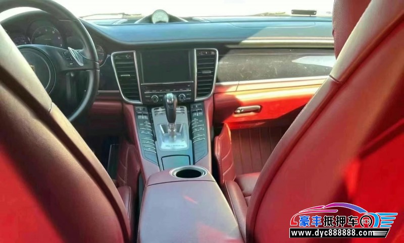 15年保时捷帕纳梅拉轿车抵押车出售