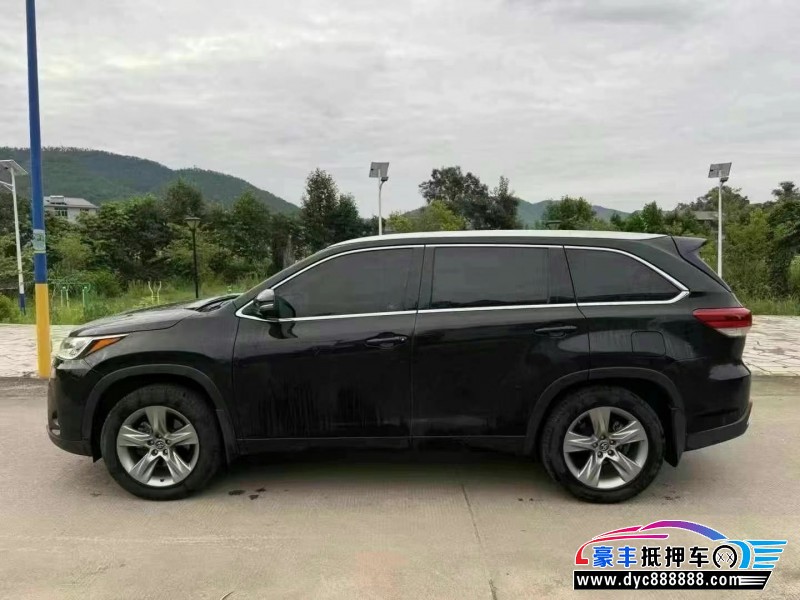 19年丰田汉兰达轿车抵押车出售