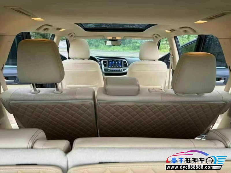 19年丰田汉兰达轿车抵押车出售