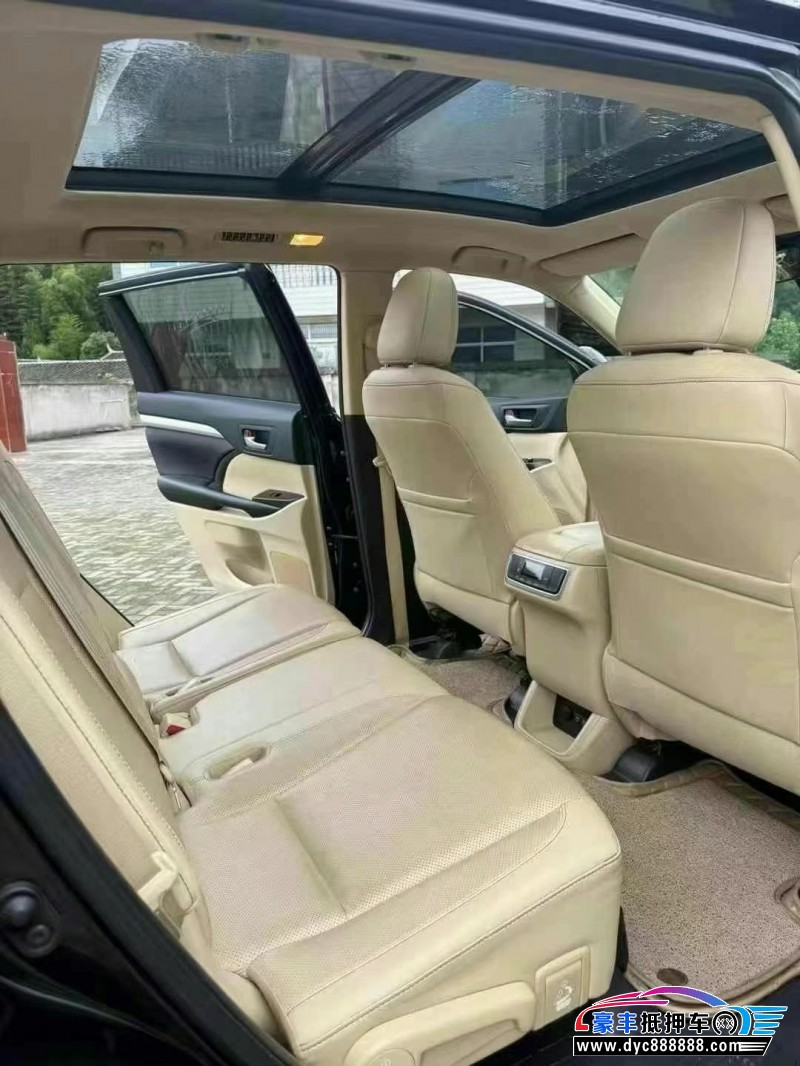 19年丰田汉兰达轿车抵押车出售