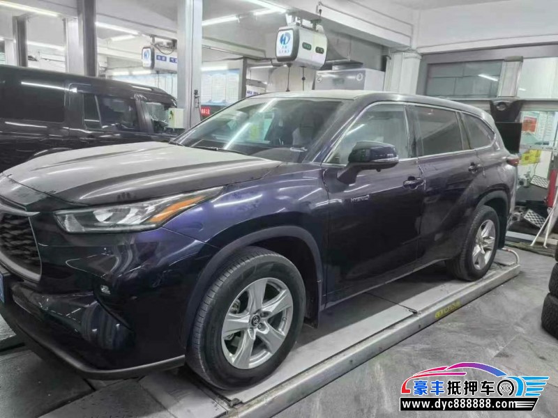 22年丰田汉兰达轿车抵押车出售