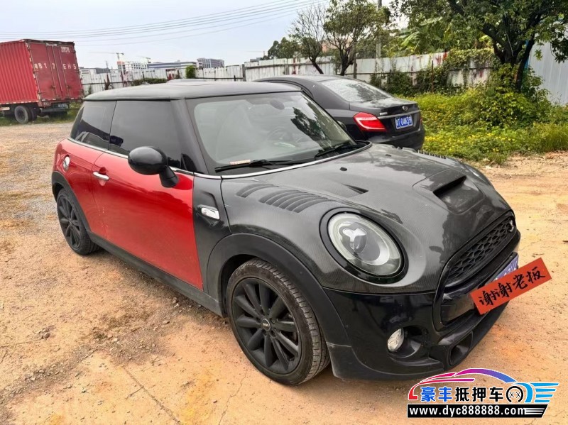 18年宝马MINI轿车抵押车出售