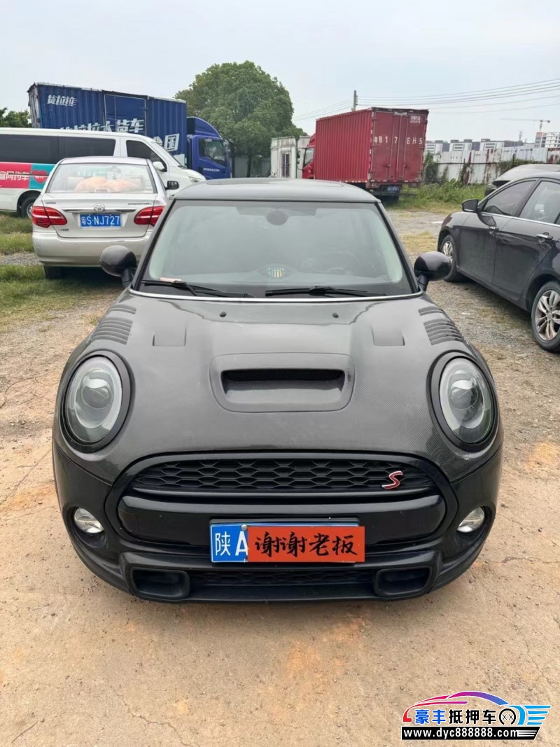 18年宝马MINI轿车抵押车出售