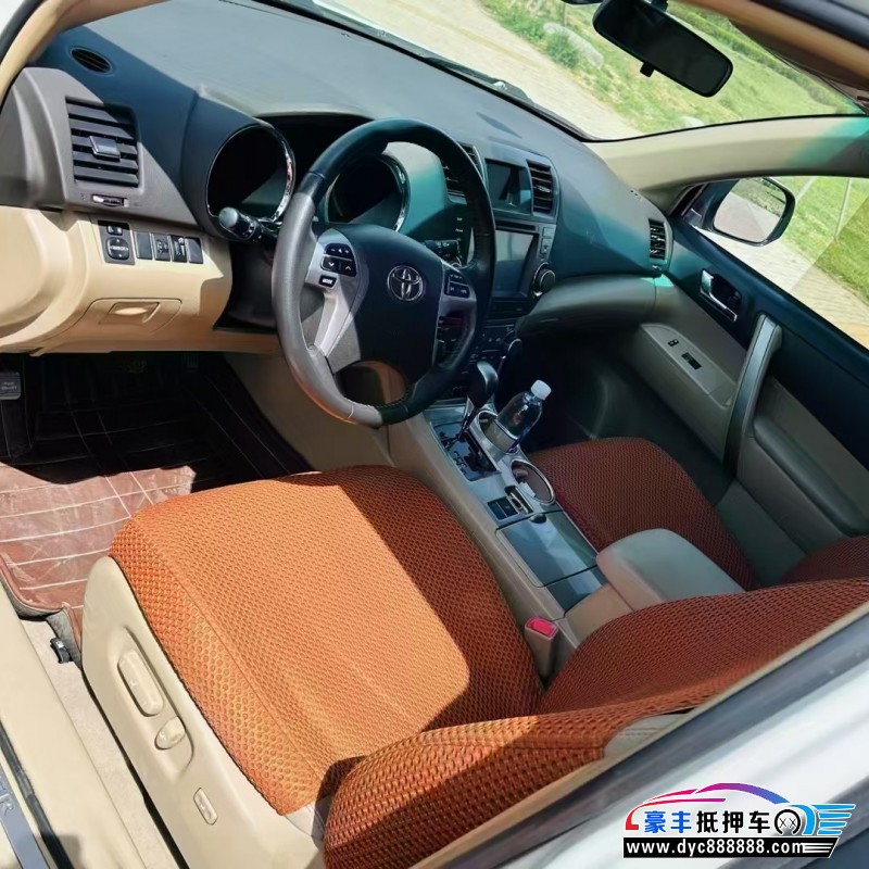 14年丰田汉兰达轿车抵押车出售