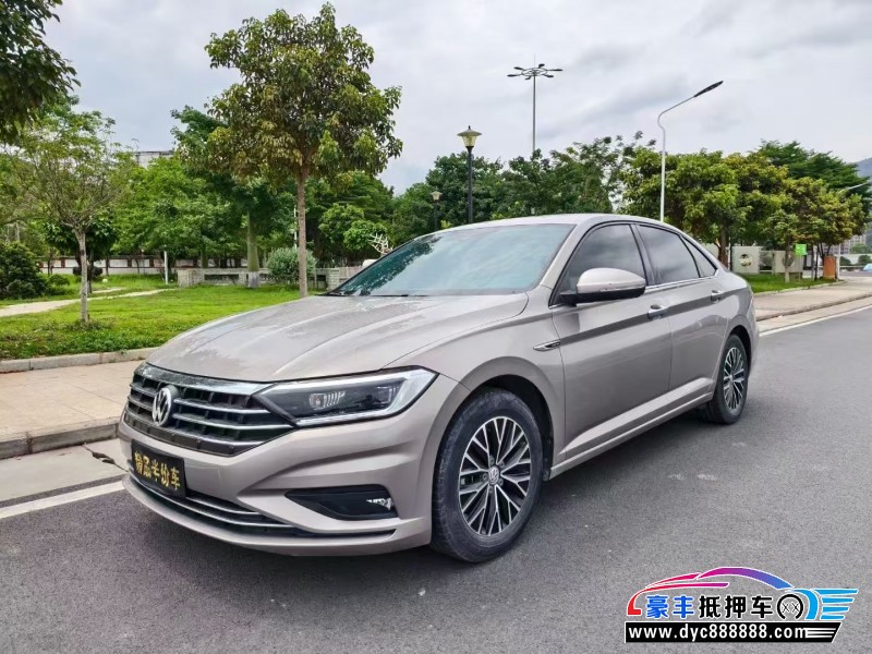 20年大众速腾轿车抵押车出售