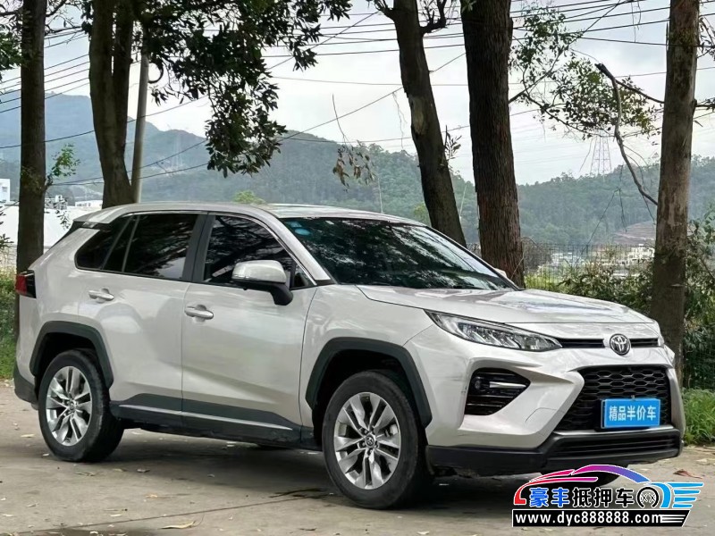 20年丰田威兰达轿车抵押车出售