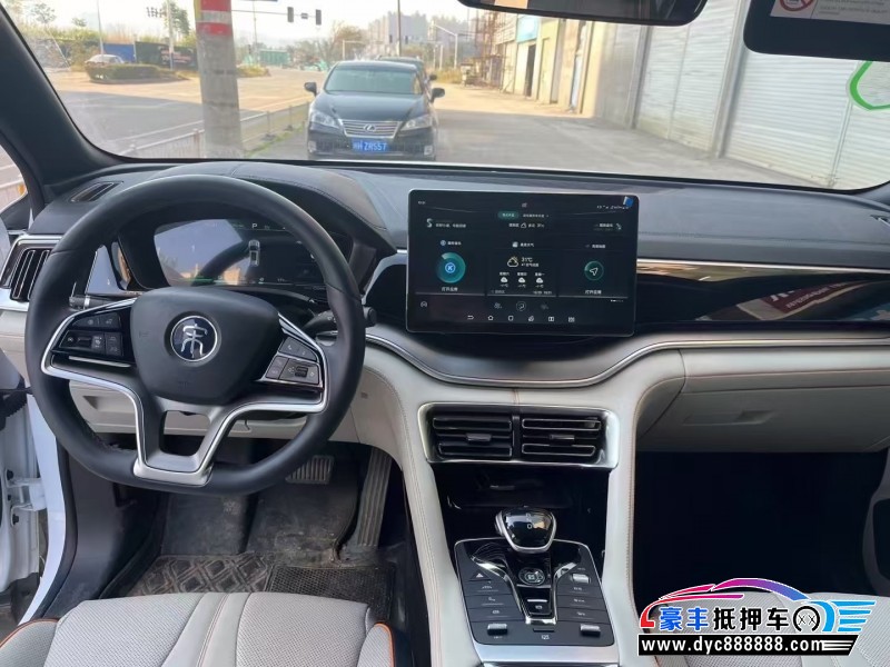 23年比亚迪宋轿车抵押车出售