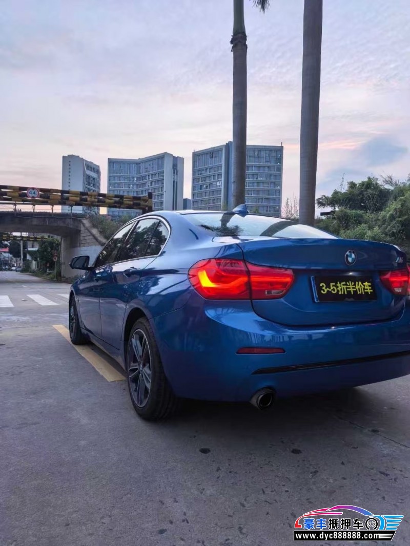 17年宝马1系轿车抵押车出售