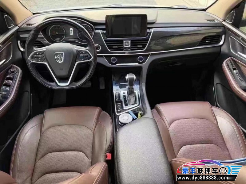 18年宝骏560轿车抵押车出售