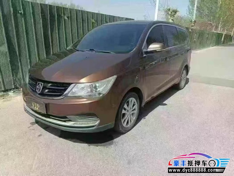 16年宝骏730轿车抵押车出售