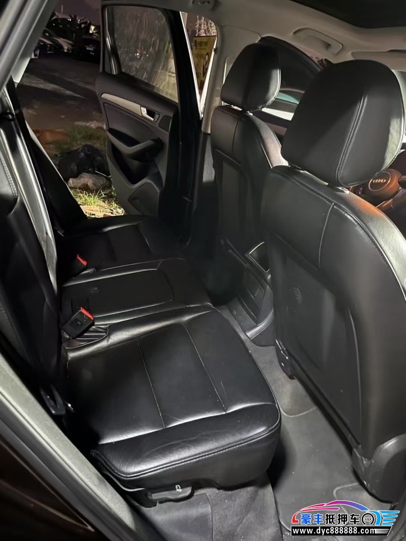 15年奥迪Q5轿车抵押车出售