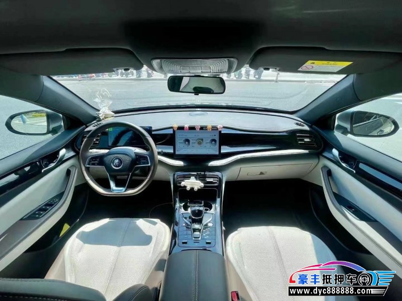 24年比亚迪秦轿车抵押车出售