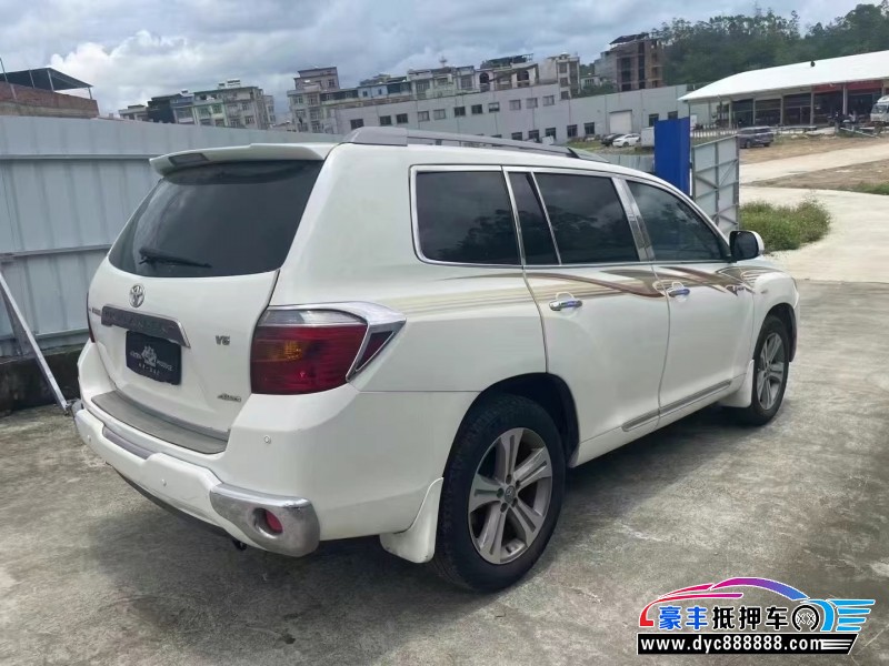 12年丰田汉兰达轿车抵押车出售