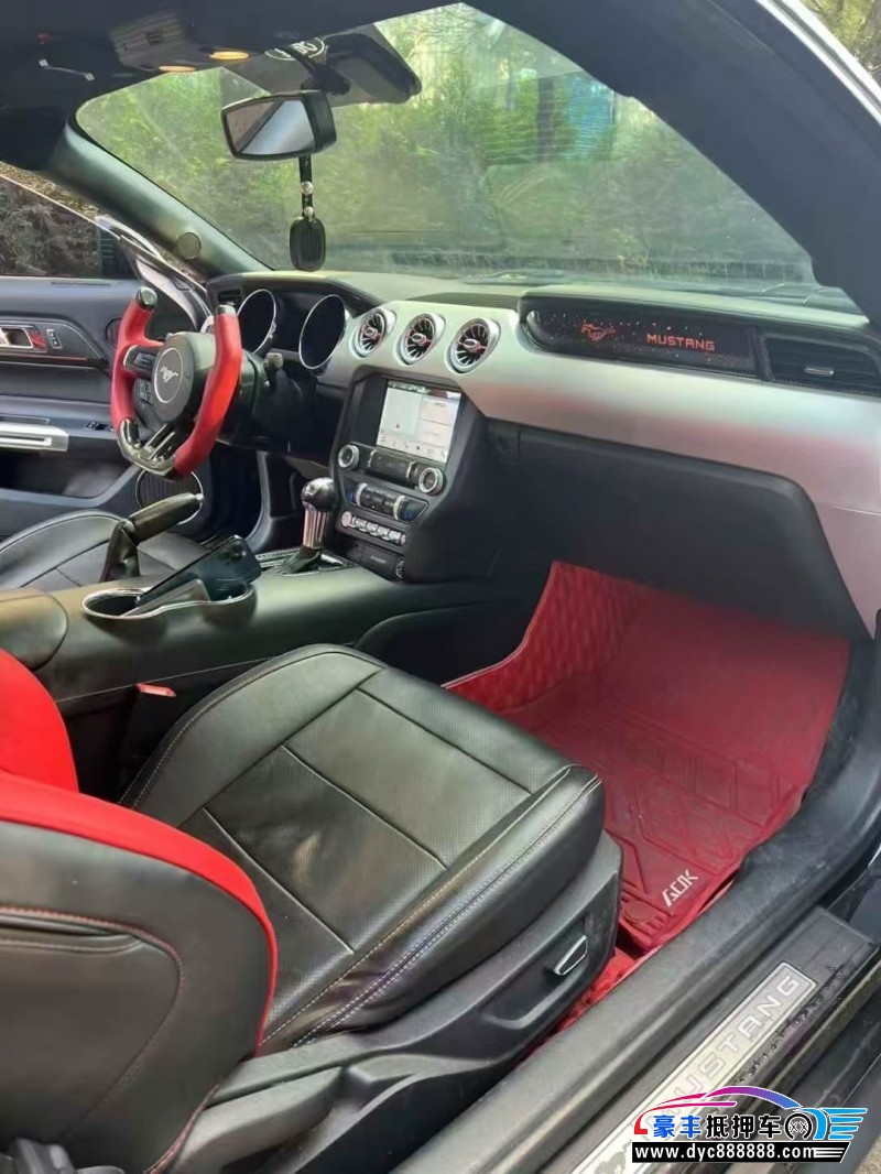 17年福特野马轿车抵押车出售