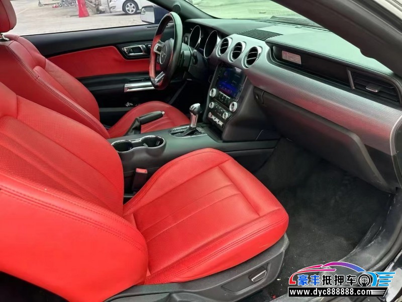 19年福特野马轿车抵押车出售