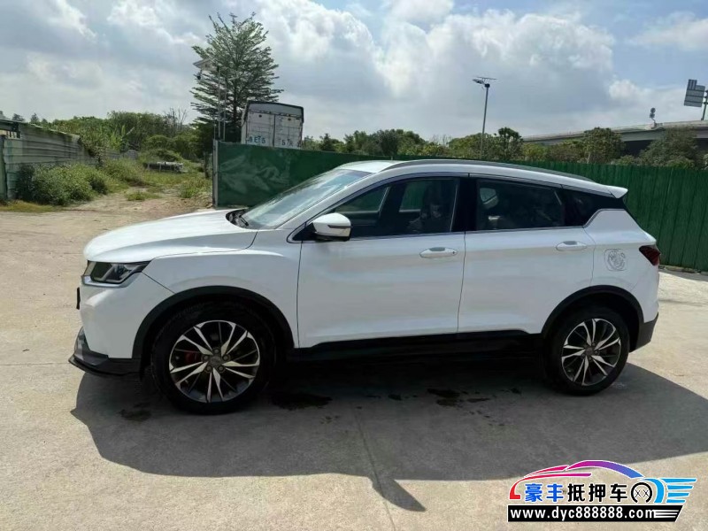 21年吉利缤越轿车抵押车出售