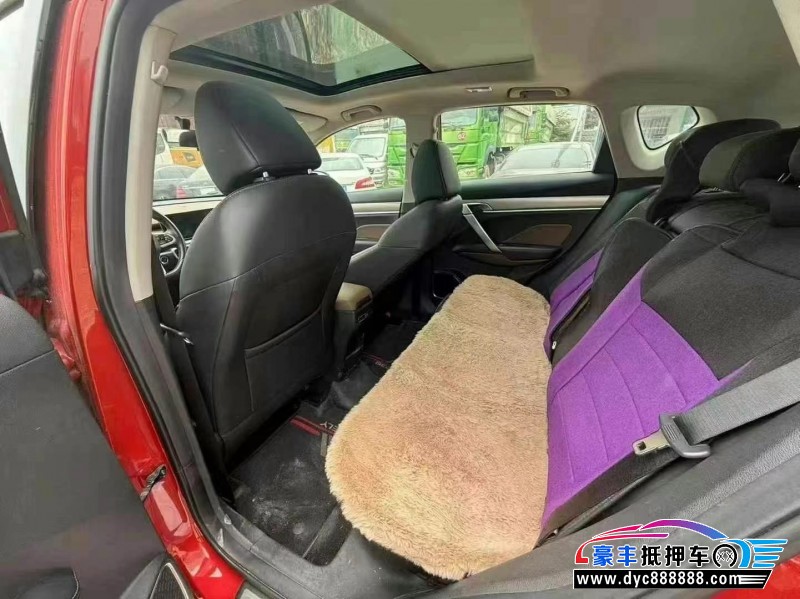 19年吉利缤越轿车抵押车出售