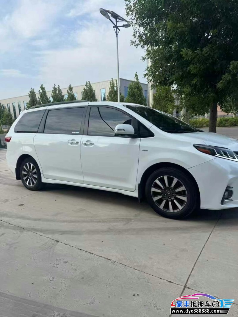 20年丰田塞纳MPV抵押车出售