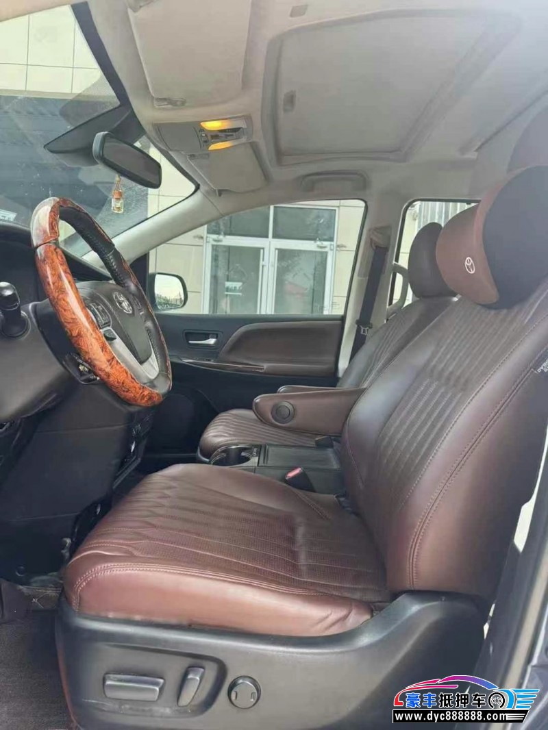 20年丰田塞纳MPV抵押车出售