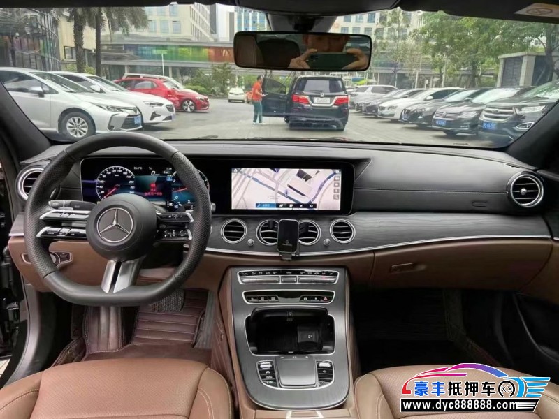 24年奔驰E轿车抵押车出售