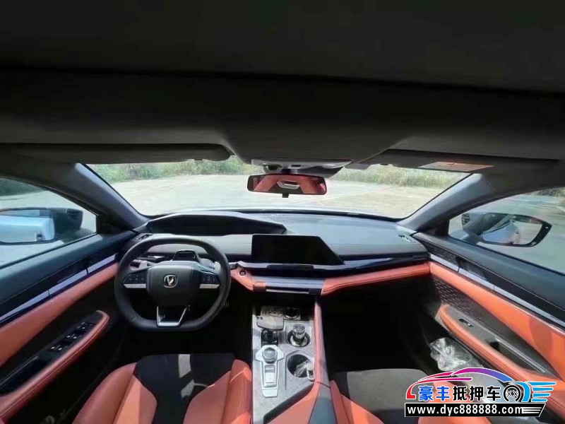 23年长安长安UNI轿车抵押车出售