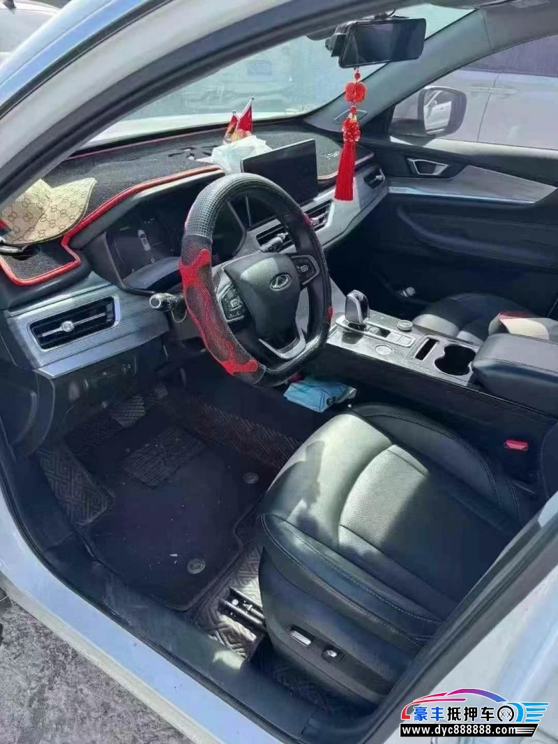 22年奇瑞瑞虎8轿车抵押车出售