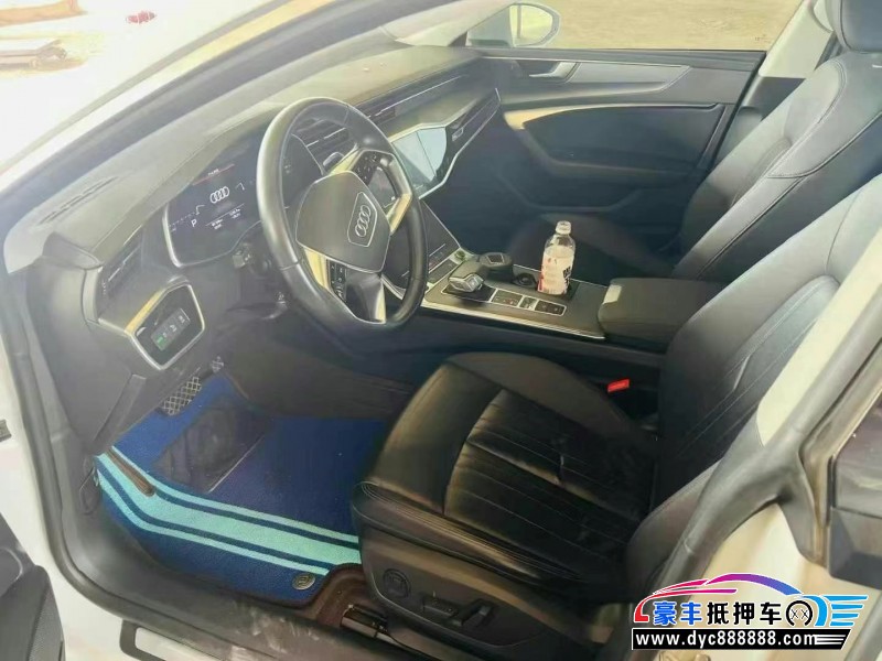 22年奥迪A7轿车抵押车出售