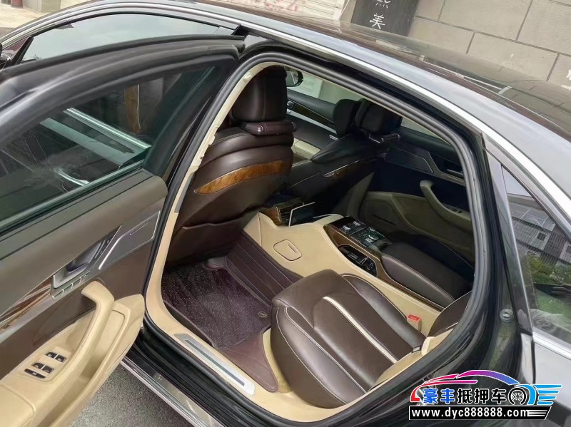 15年奥迪A8L轿车抵押车出售