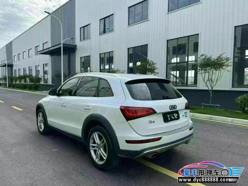 18年奥迪Q5轿车抵押车出售