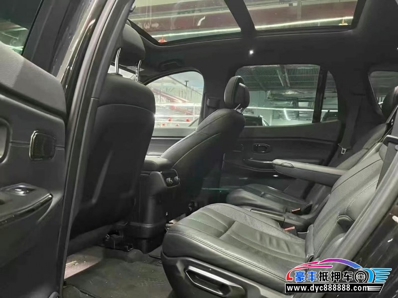 22年蔚来ES8轿车抵押车出售