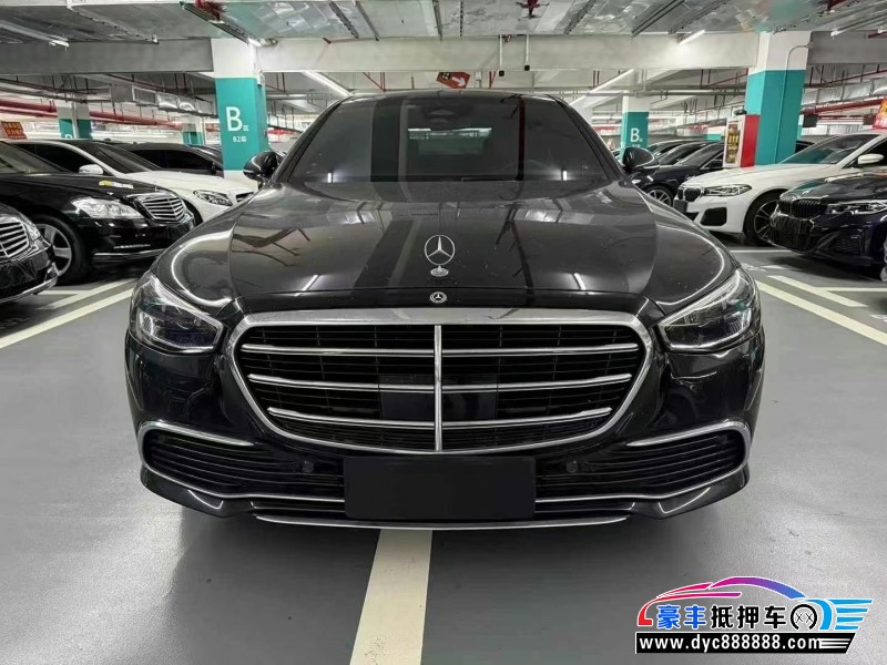 22年奔驰S轿车抵押车出售