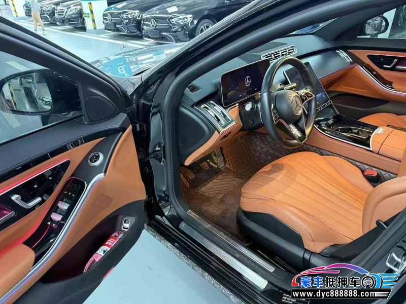 22年奔驰S轿车抵押车出售