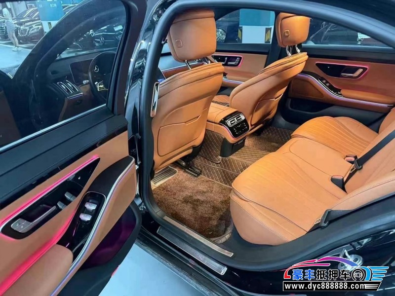 22年奔驰S轿车抵押车出售