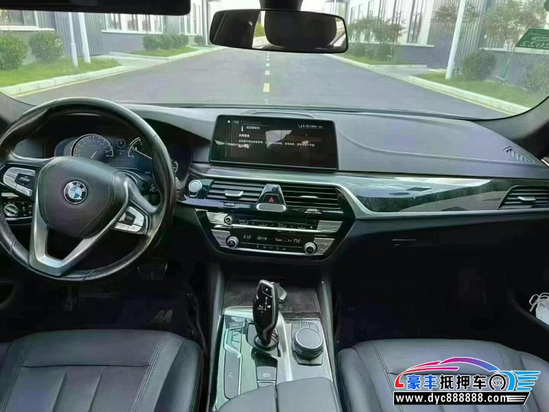 18年宝马5系轿车抵押车出售