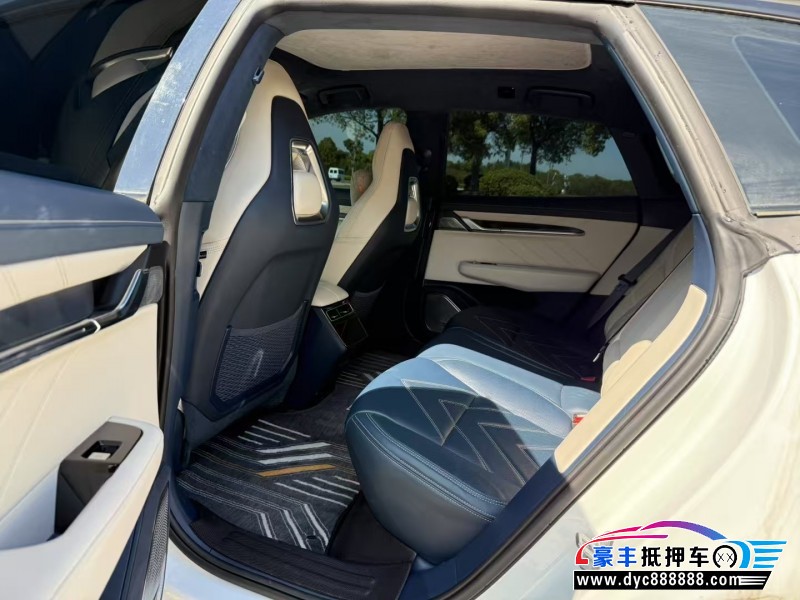 23年极氪001轿车抵押车出售