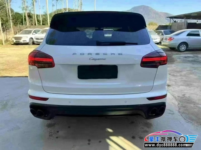 17年保时捷卡宴轿车抵押车出售