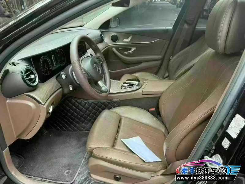 18年奔驰E轿车抵押车出售