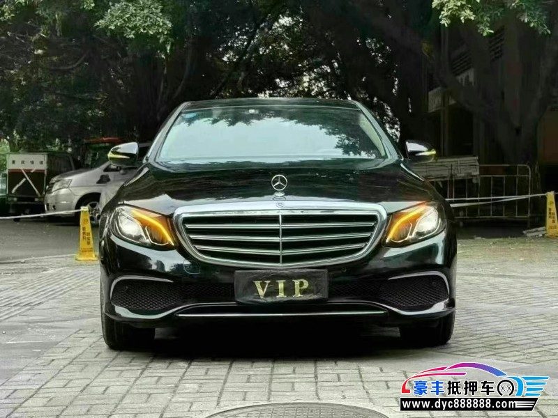 18年奔驰E轿车抵押车出售