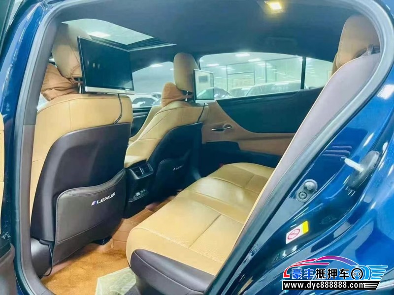 19年雷克萨斯ES轿车抵押车出售