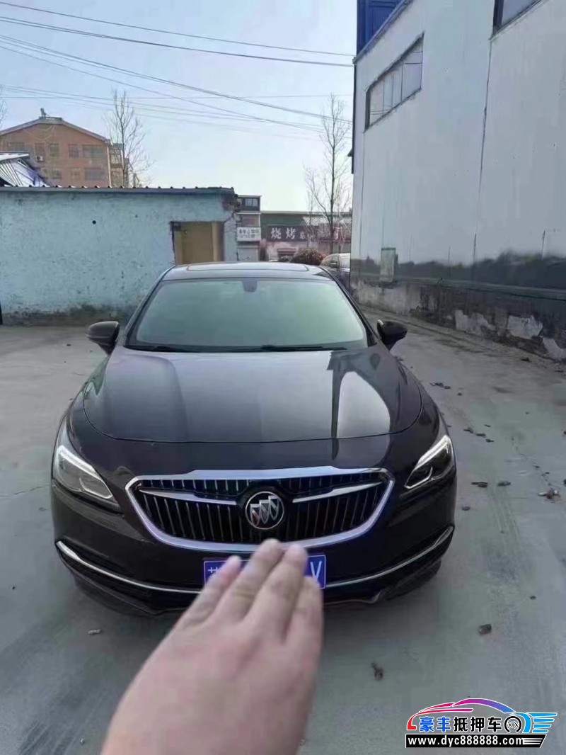 18年别克君越轿车抵押车出售