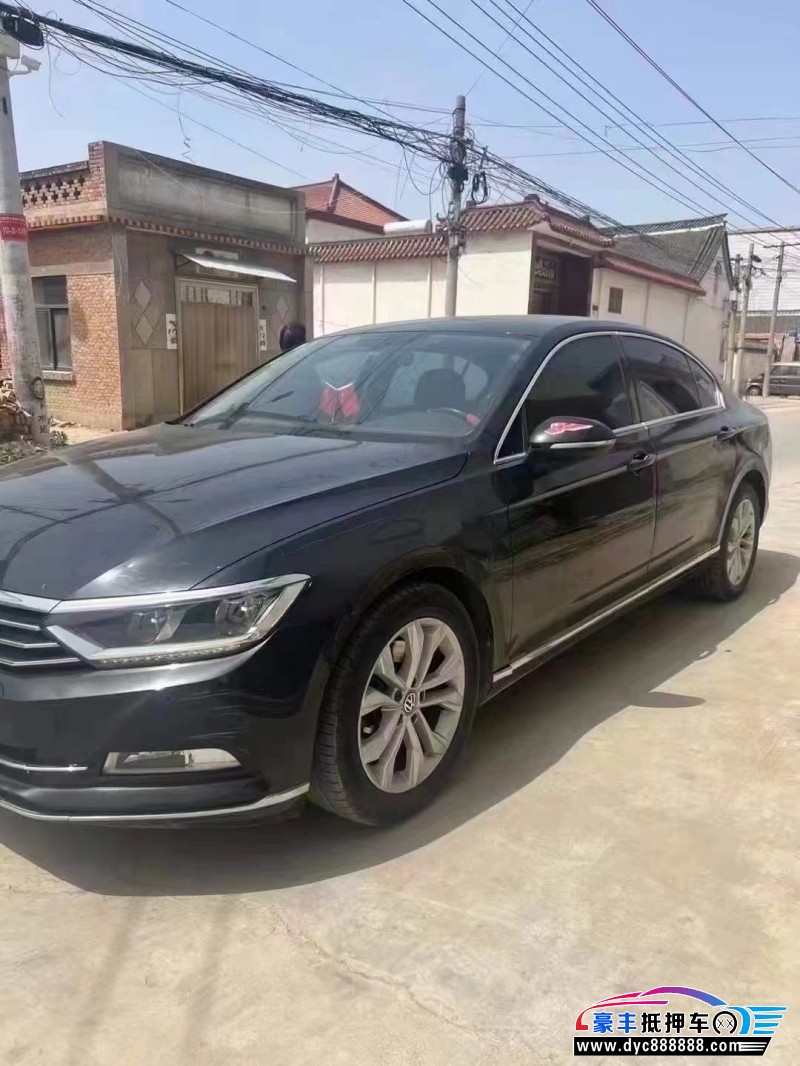 17年大众迈腾轿车抵押车出售